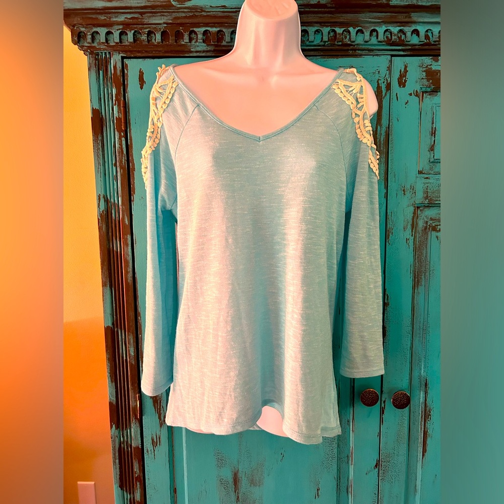 NWOT Turquoise Cold Shoulder Top